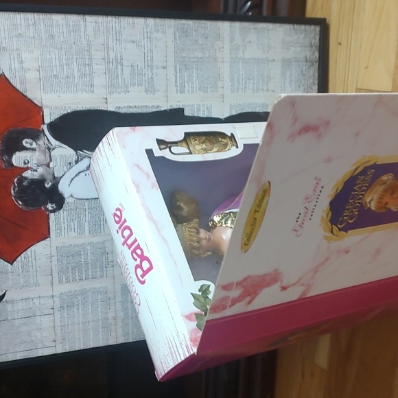 Grecian Goddess Barbie - Picture 11 of 12